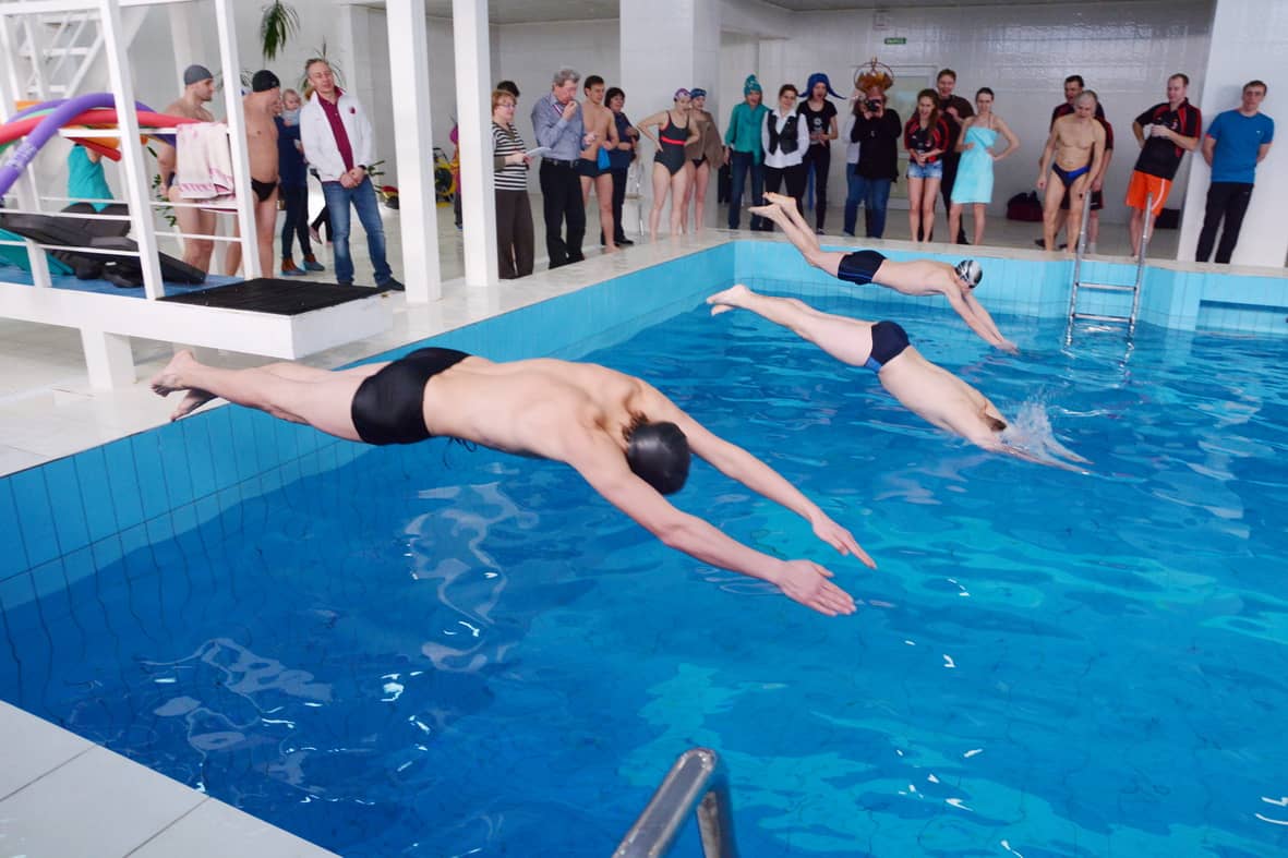 Сегодня соревнованиями по плаванию и волейболу завершилась межтеатральная спартакиада