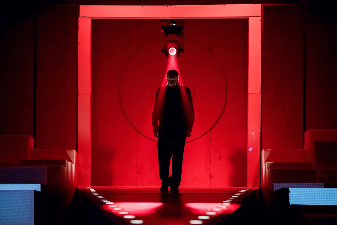 «Саша, привет!» и «Время женщин»: последние показы в феврале