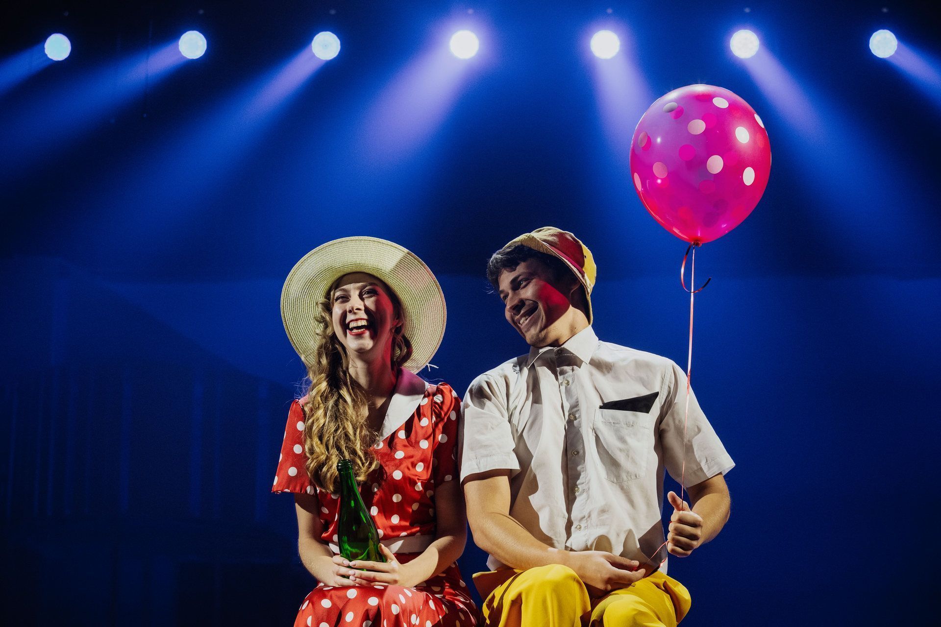 Сезон открыт: премьера лирической комедией «Чужой ребёнок» состоялась в театре драмы им. Шукшина 