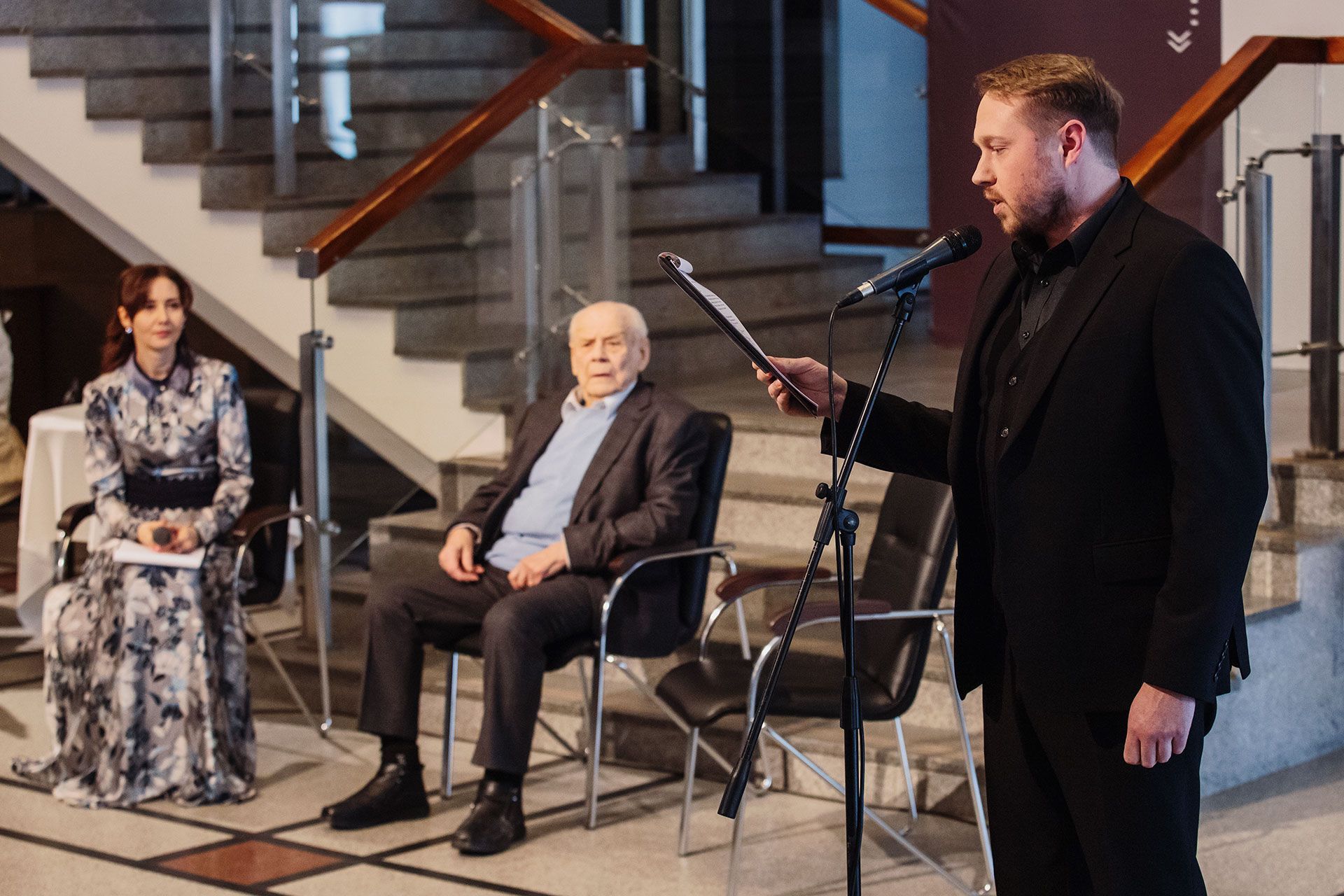 «...И в этом моё счастье!»: презентация книги о народном артисте России Георгии Обухове прошла в Алтайском краевом театре драмы 