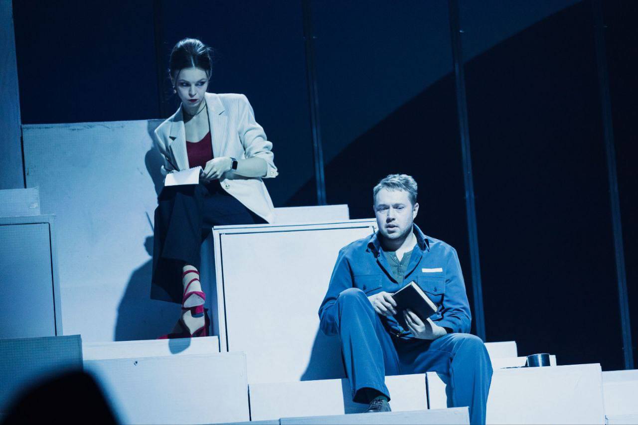 «Саша, привет!» и «Время женщин»: последние показы в феврале