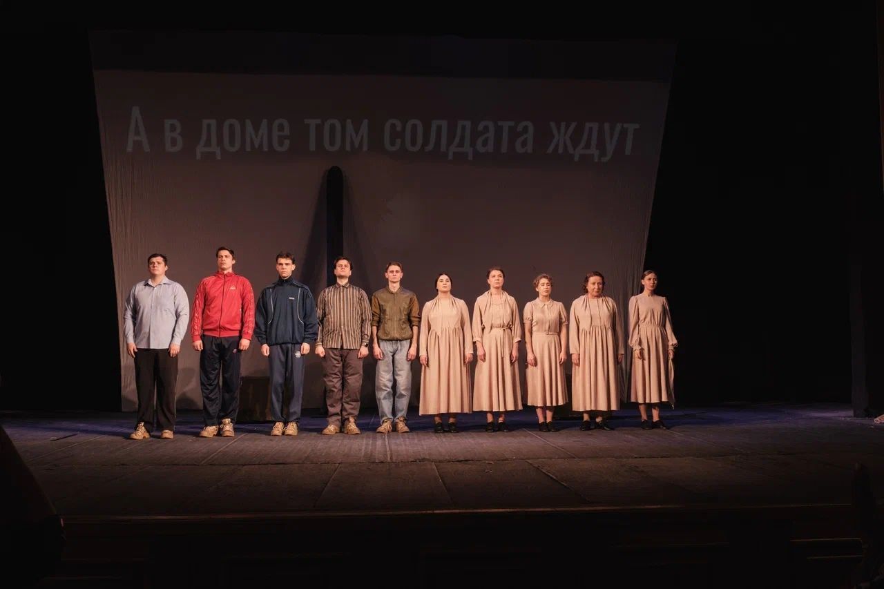 Кемеровские гастроли завершены: артисты Алтайского краевого театра драмы возвращаются домой