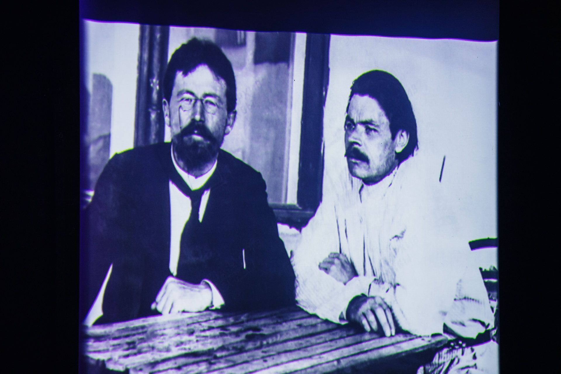 Поймали на слове: Чехов VS Горький на лекции «Театр у школьной доски»