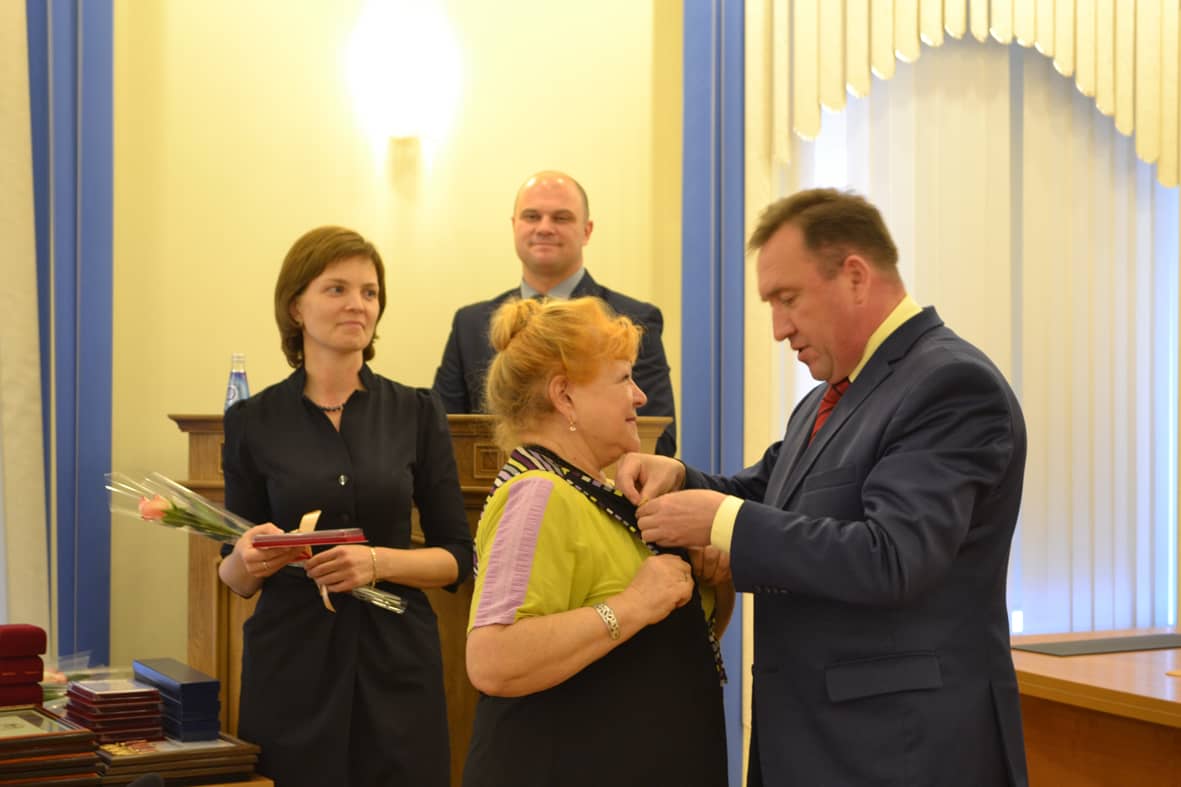 Надежда Царинина награждена Юбилейной медалью Алтайского края