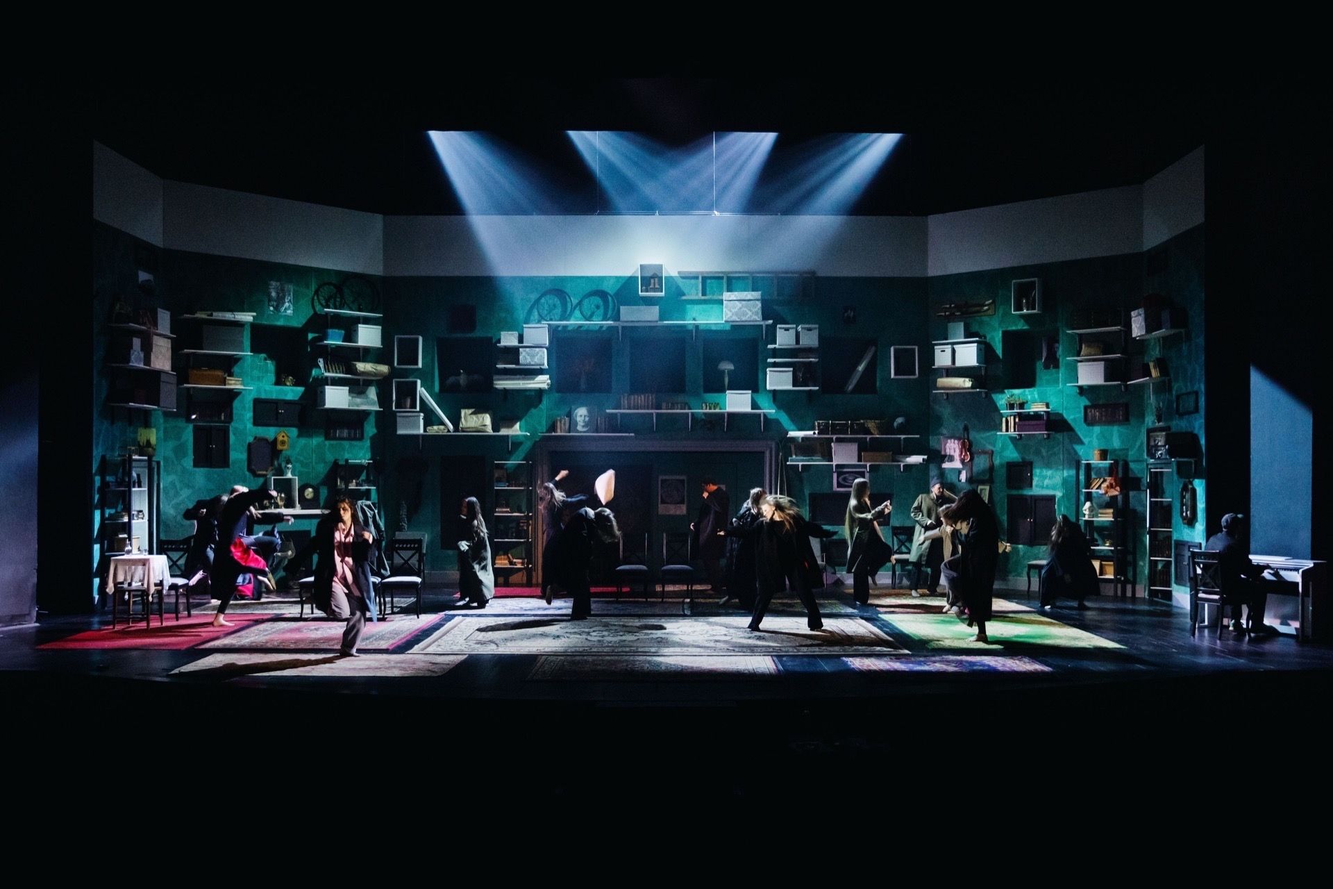 «Три сестры»: премьера во Всемирный день театра