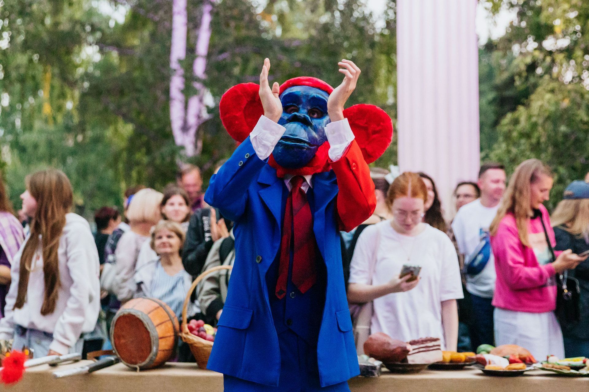 Театр выходит к зрителю: открытие 104-го сезона прошло под открытым небом