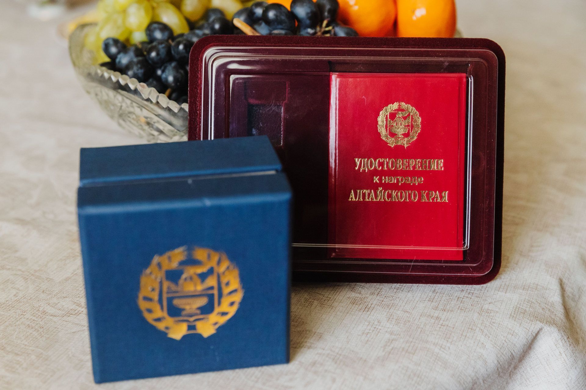 Полвека на алтайской сцене: ведущий мастер сцены Вадим Синицын удостоен медали «За заслуги в труде»